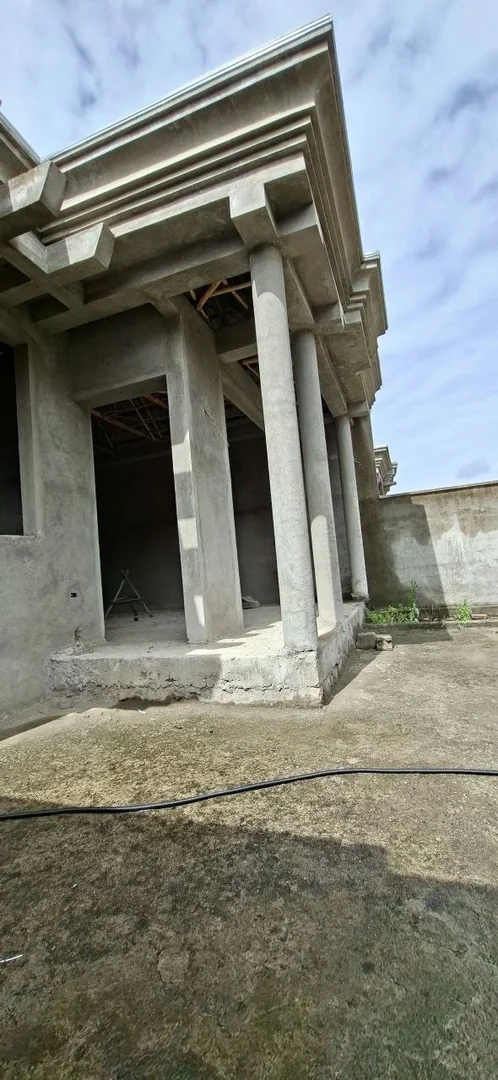 250 ካሬ የሚሸጥ ቤት በአያት