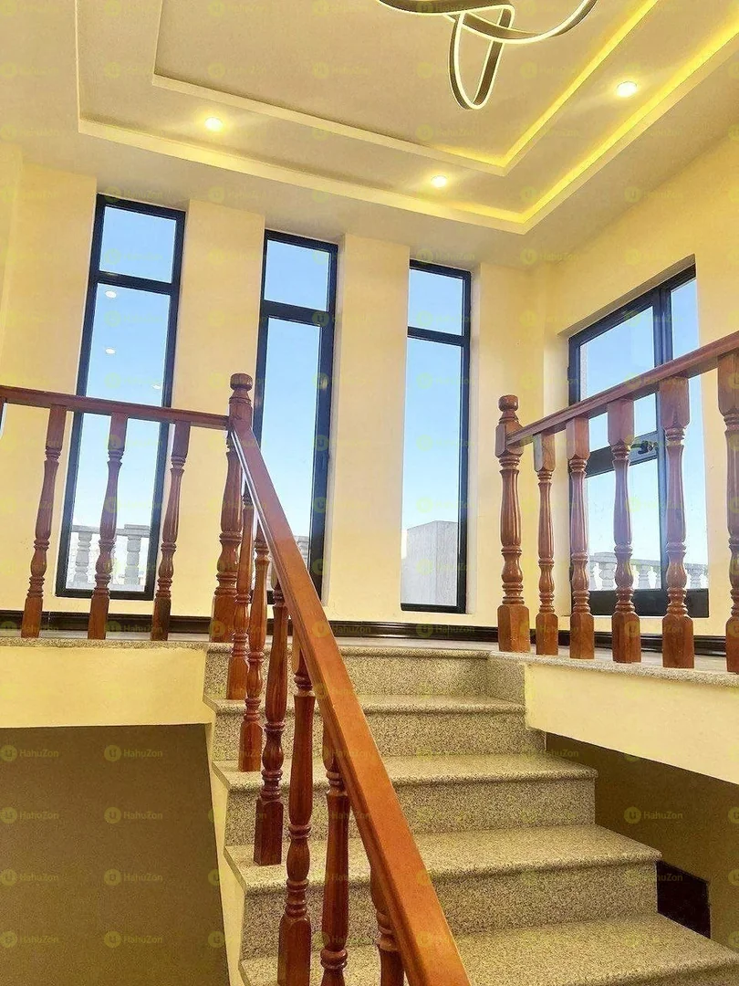 250 ካሬ የሚሸጥ G+1 ቤት በአያት