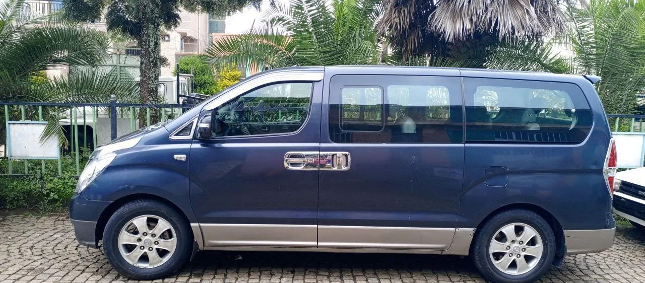 2015 Model-Hyundai Grand starex