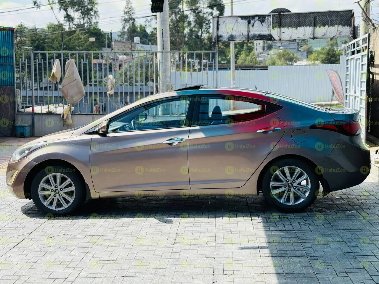 2015 Model-Hyundai Elantra