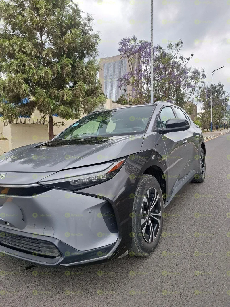 2023 Model-Toyota BZ4XEV