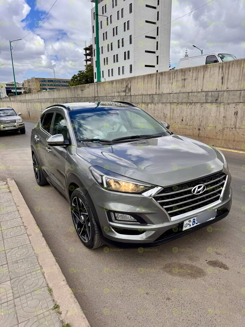 2020 Model-Hyundai Tucson