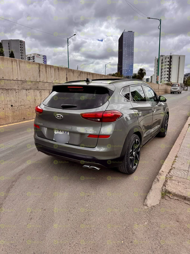 2020 Model-Hyundai Tucson
