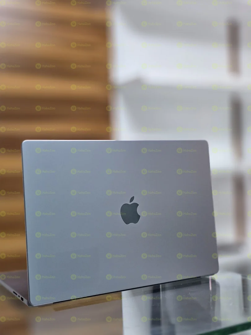 MacBook Pro M1 Brand New