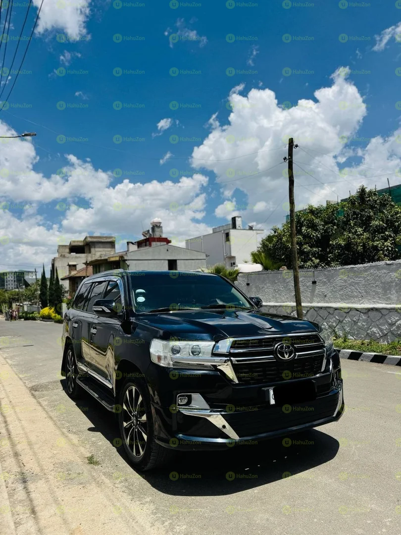 2011 Model-Toyota LandCruiser GXR