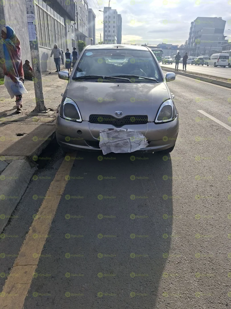 2001 Model-Toyota Vitz