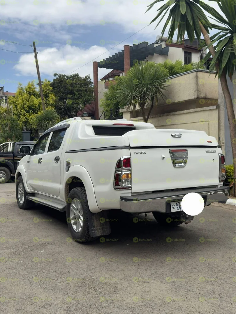 2013 Model-Toyota D4d Double
