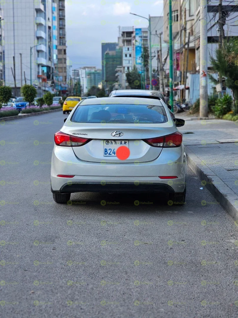 2012 Model-Hyundia Elantra