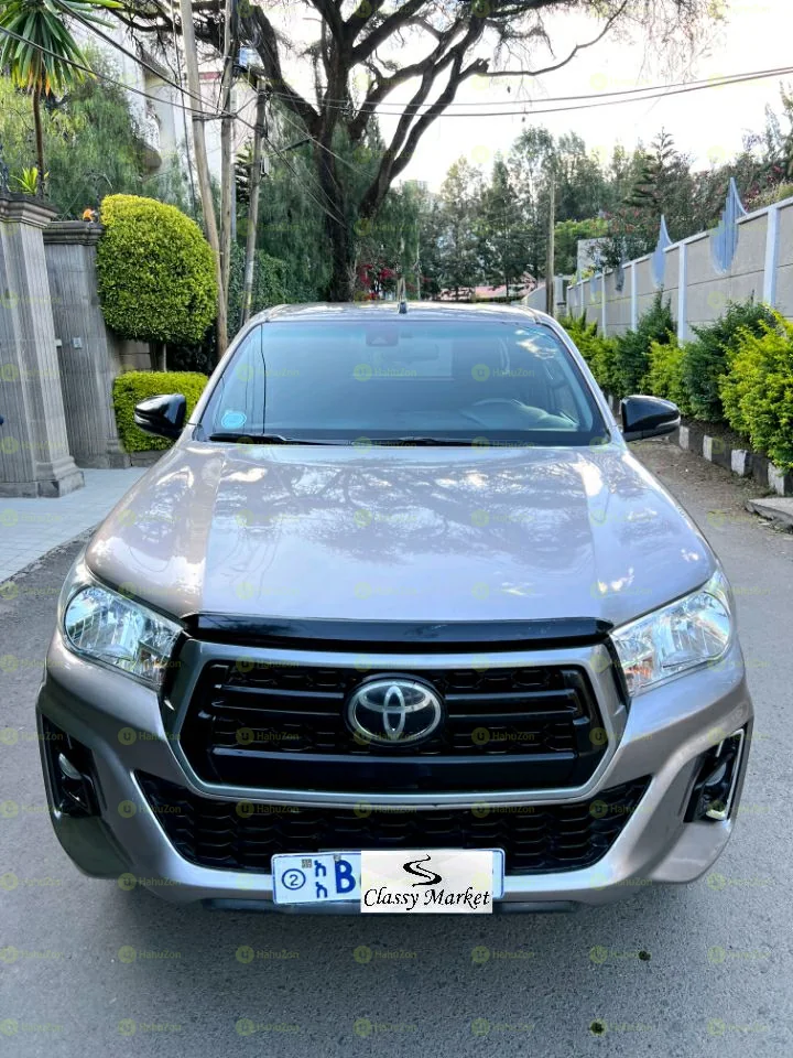 2020 Model-Toyota Hilux