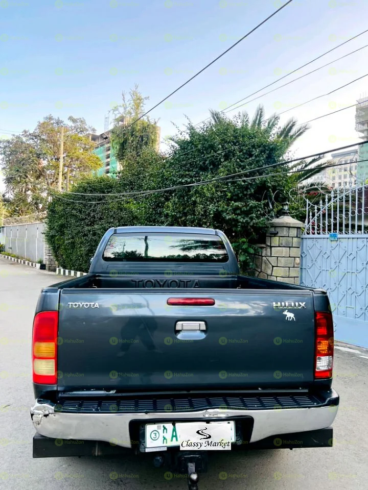 2008 Model-Toyota Hilux