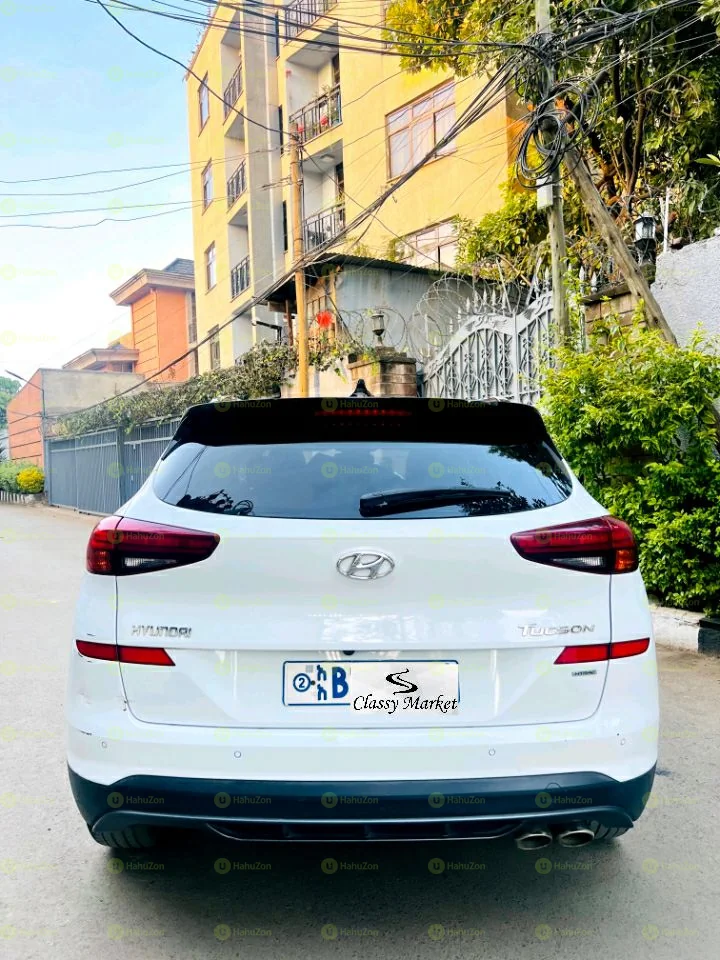 2020 Model-Hyundai Tucson