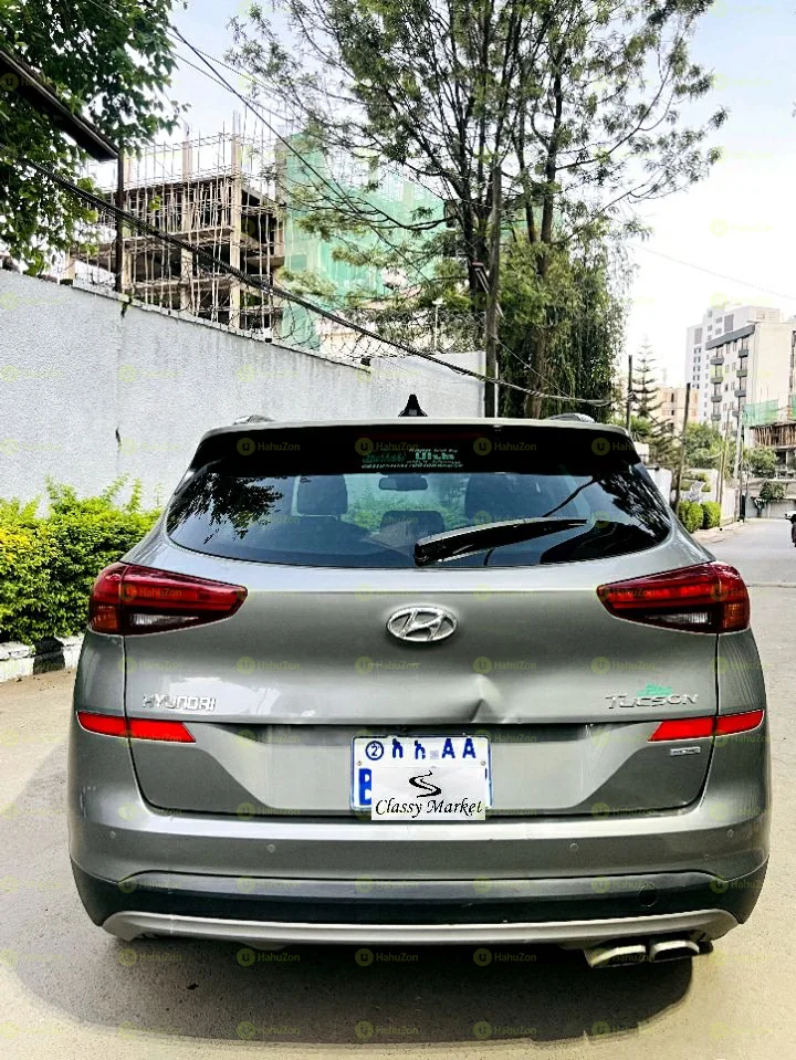 2020 Model-Hyundai Tucson