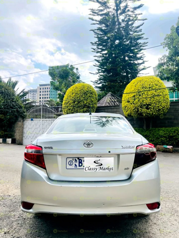 2013 Model-Toyota Yaris