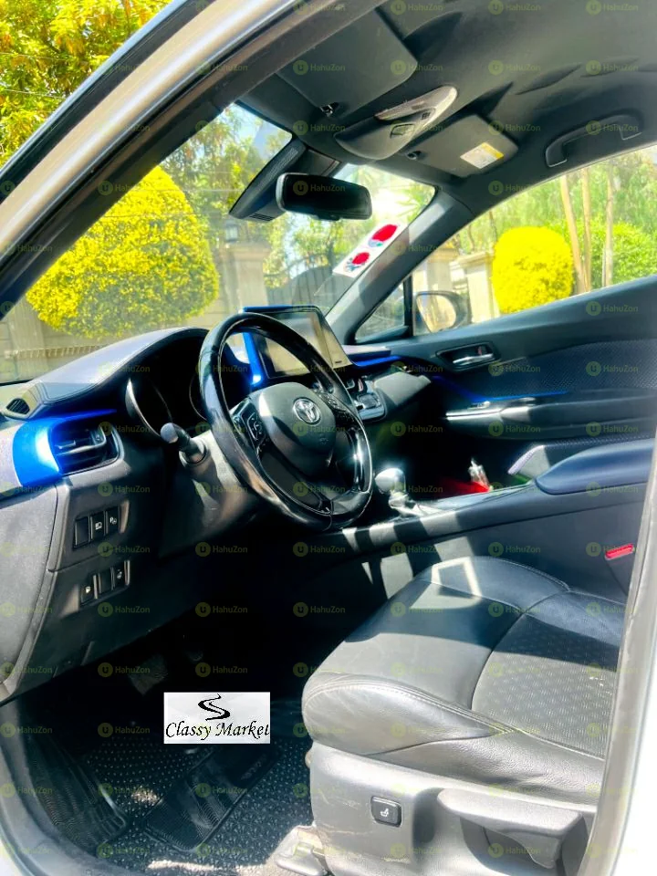 2017 Model-Toyota CHR