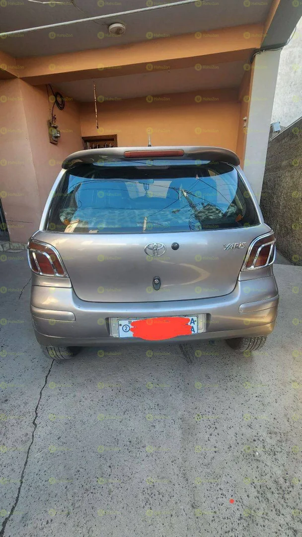 2004 Model-Toyota Vitz