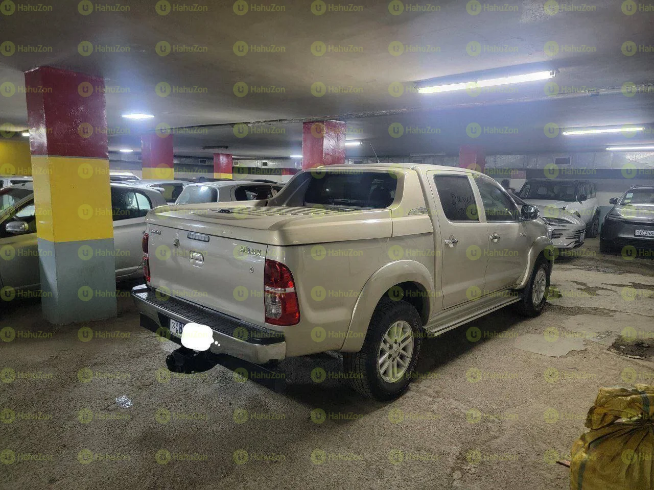 2015 Model-Toyota Hilux Double Cab