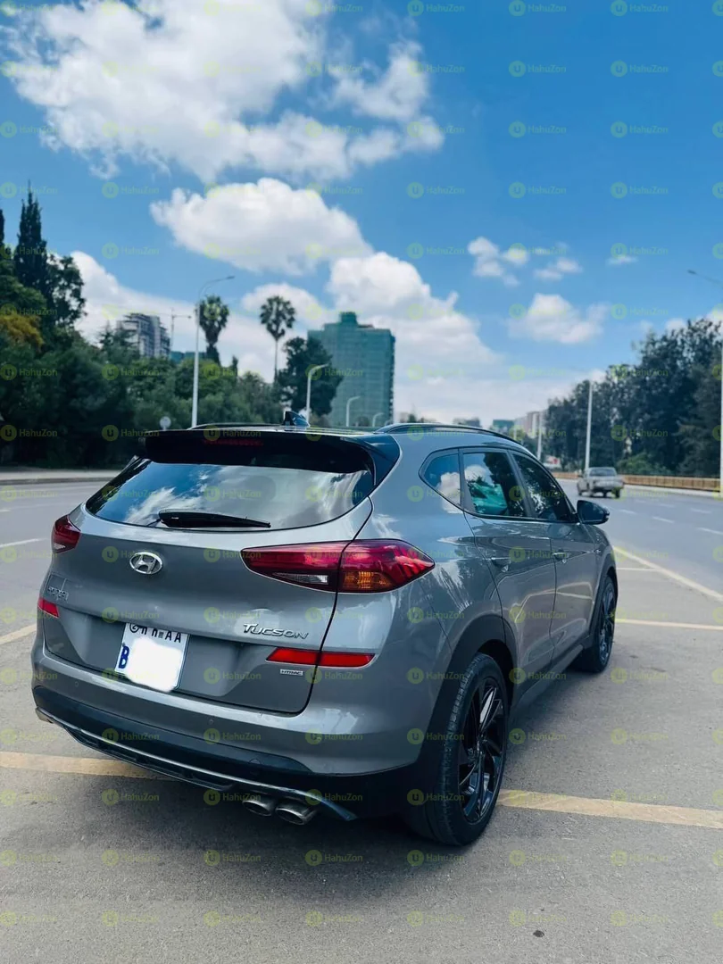 2020 Model-Hyundai Tucson