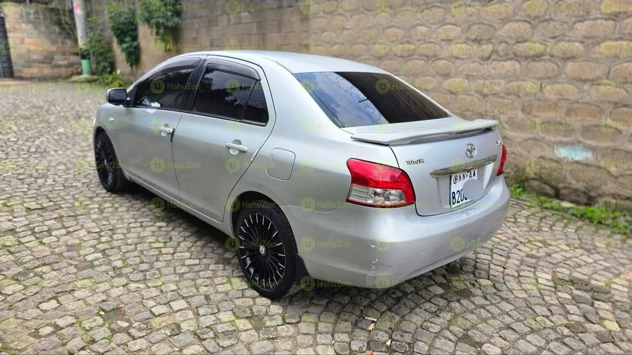 2009 Model-Toyota Yaris Belta