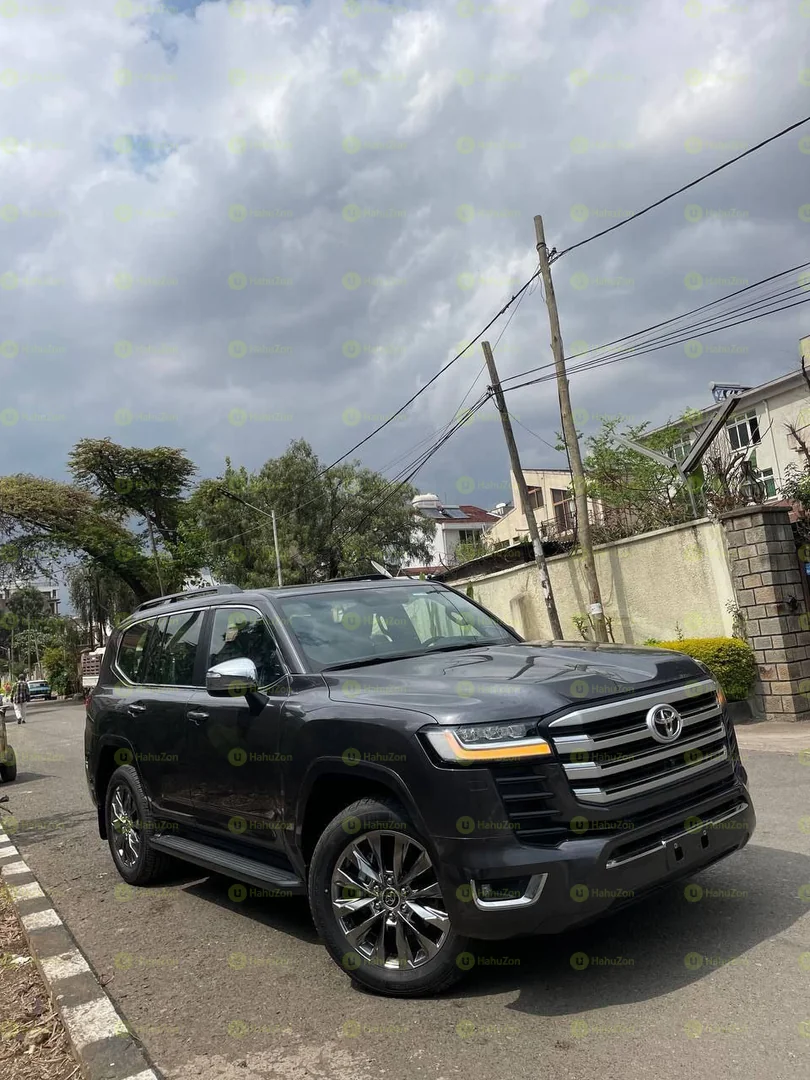 2023 Model-Toyota  Land Cruiser 300
