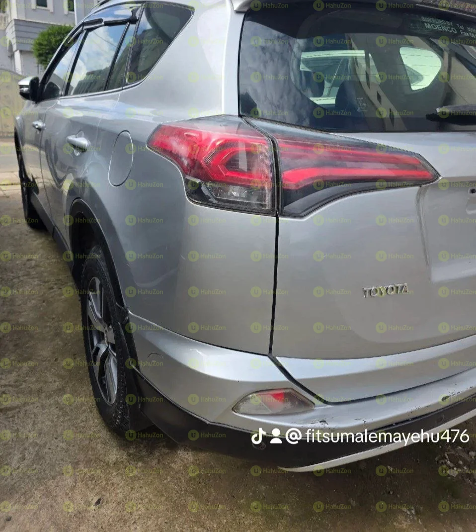 2016 Model-Toyota Rav4