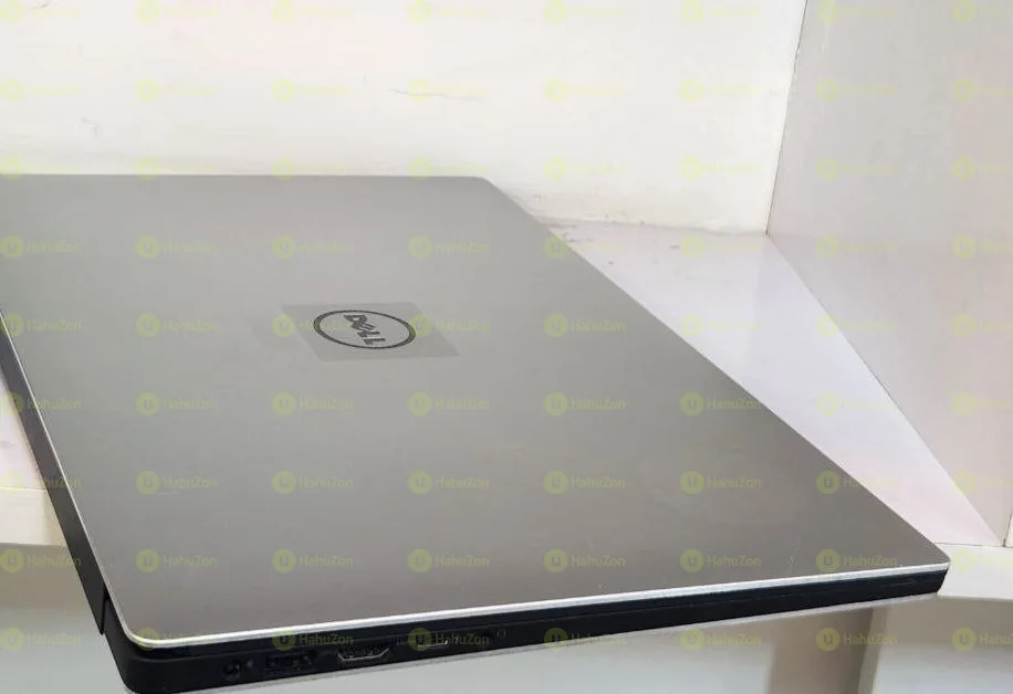 Dell XPS 15 intel Core i7-7700HQ 7th Generation Laptop
