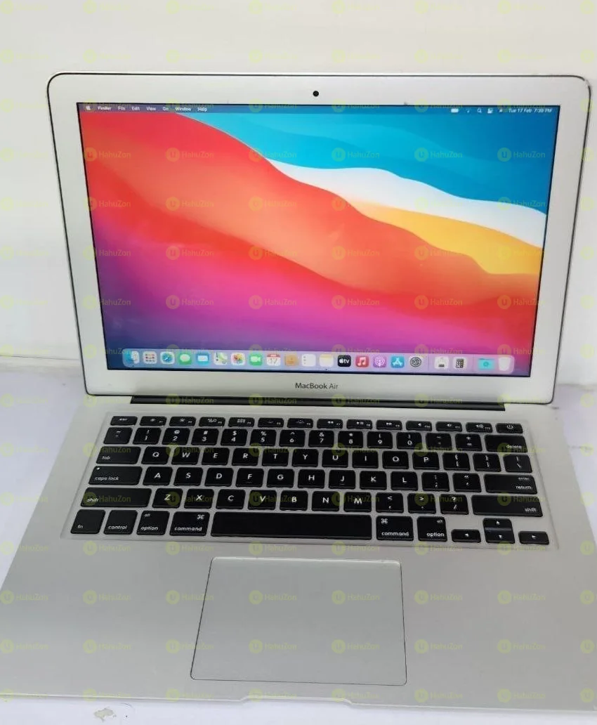 Apple Macbook Air 2017 Laptop