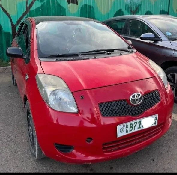 2007 Model-Yaris Compact