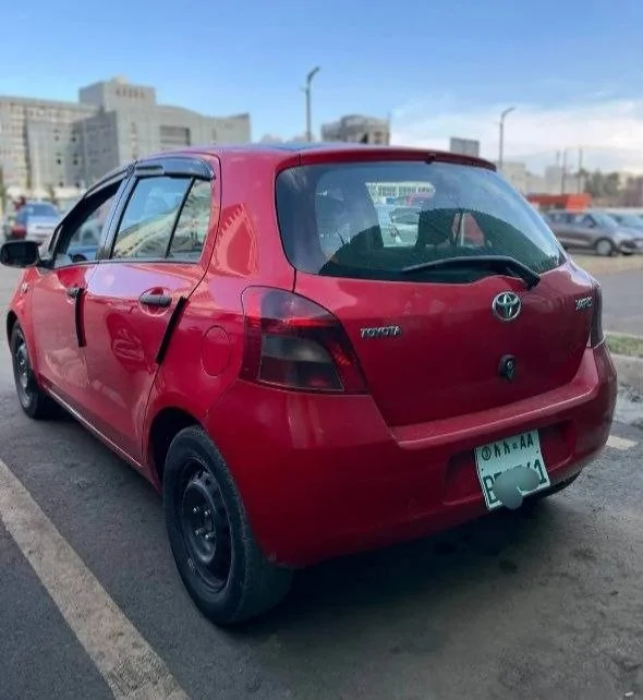 2007 Model-Yaris Compact