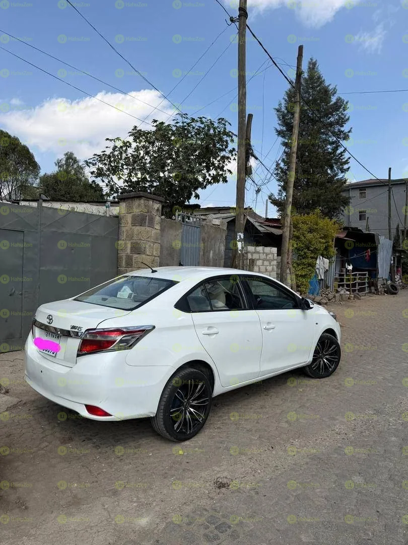 2015 Model-Toyota Yaris