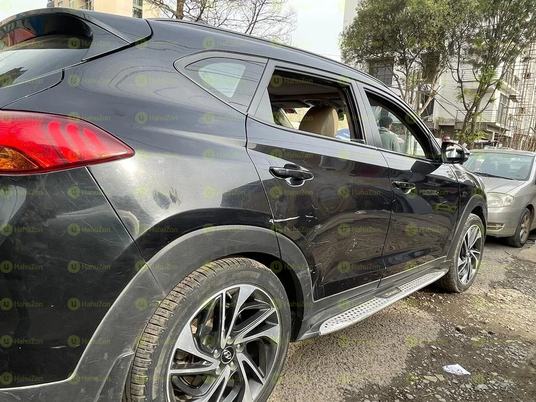 2020 Model-Hyundai Tucson