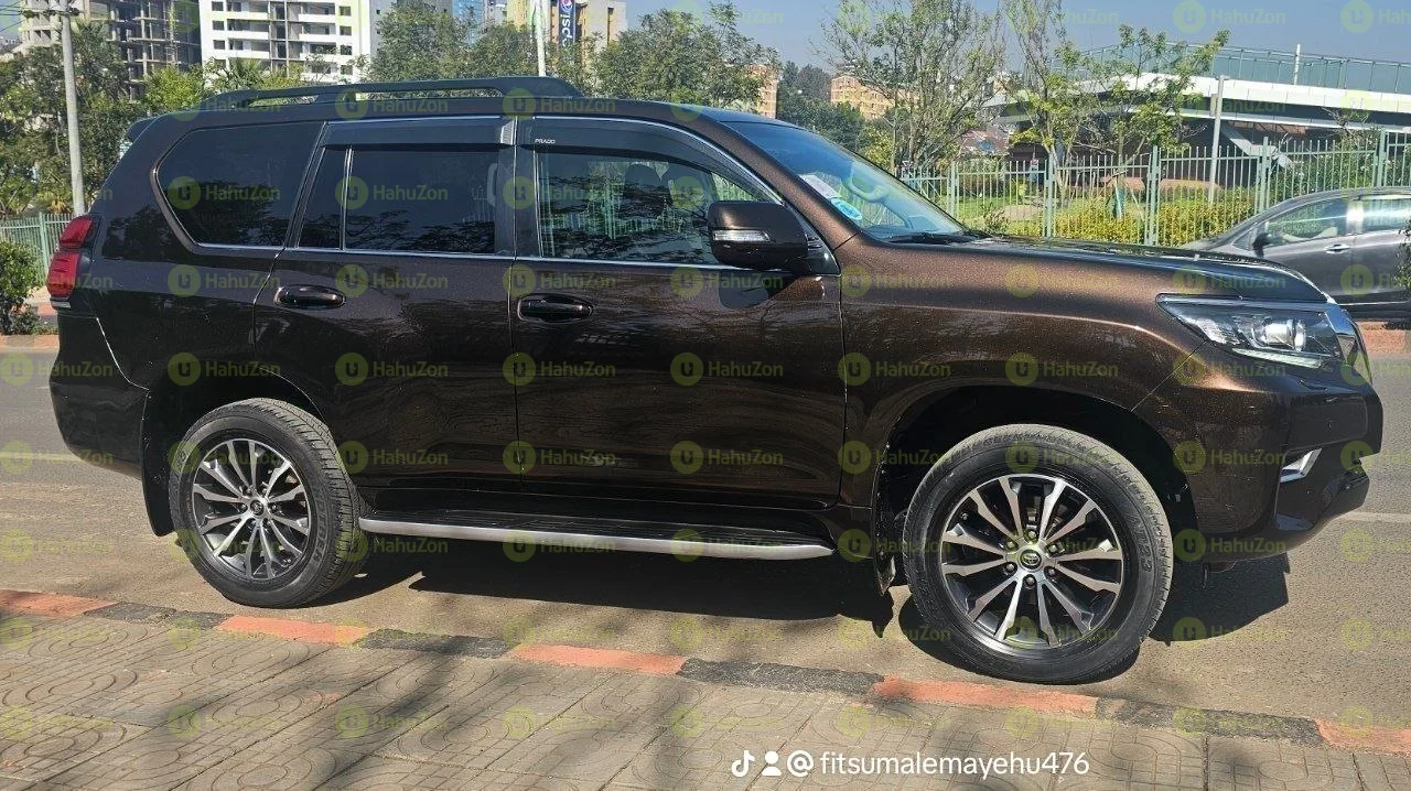 2019 Model-Toyota Landcruiser Prado