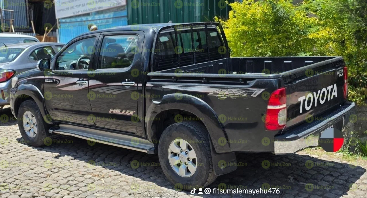2012 Model-Toyota Hilux Double Cab