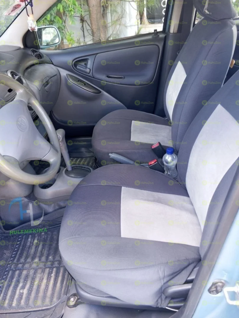 2001 Model-Toyota Vitz
