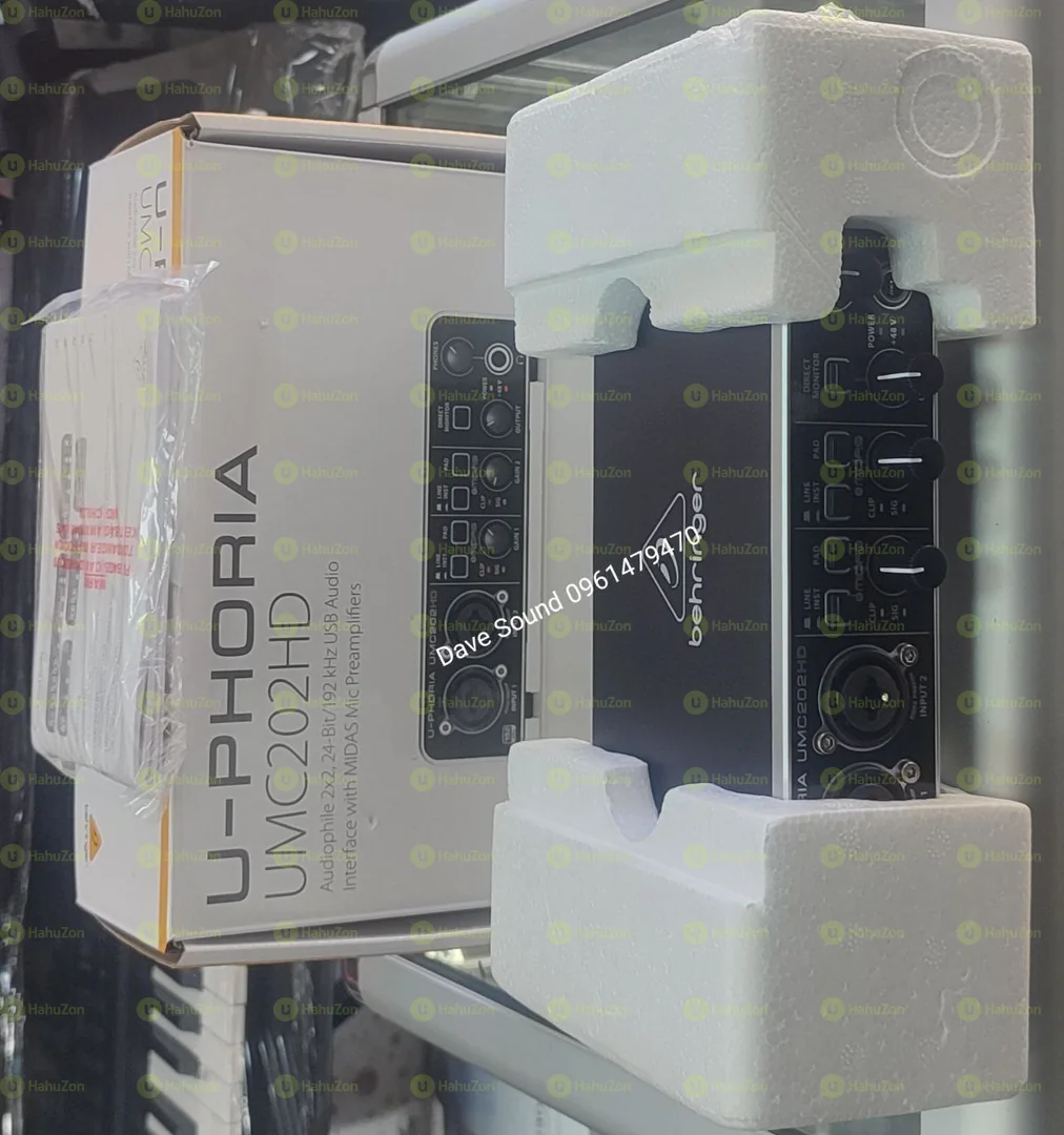 Behringer U -PHORIA UMC202HD 2i2 Sound Card