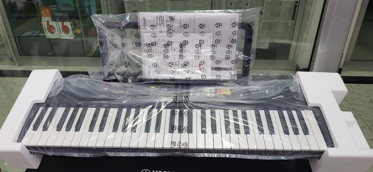 Yamaha Psr F52 Training Type Keyboard