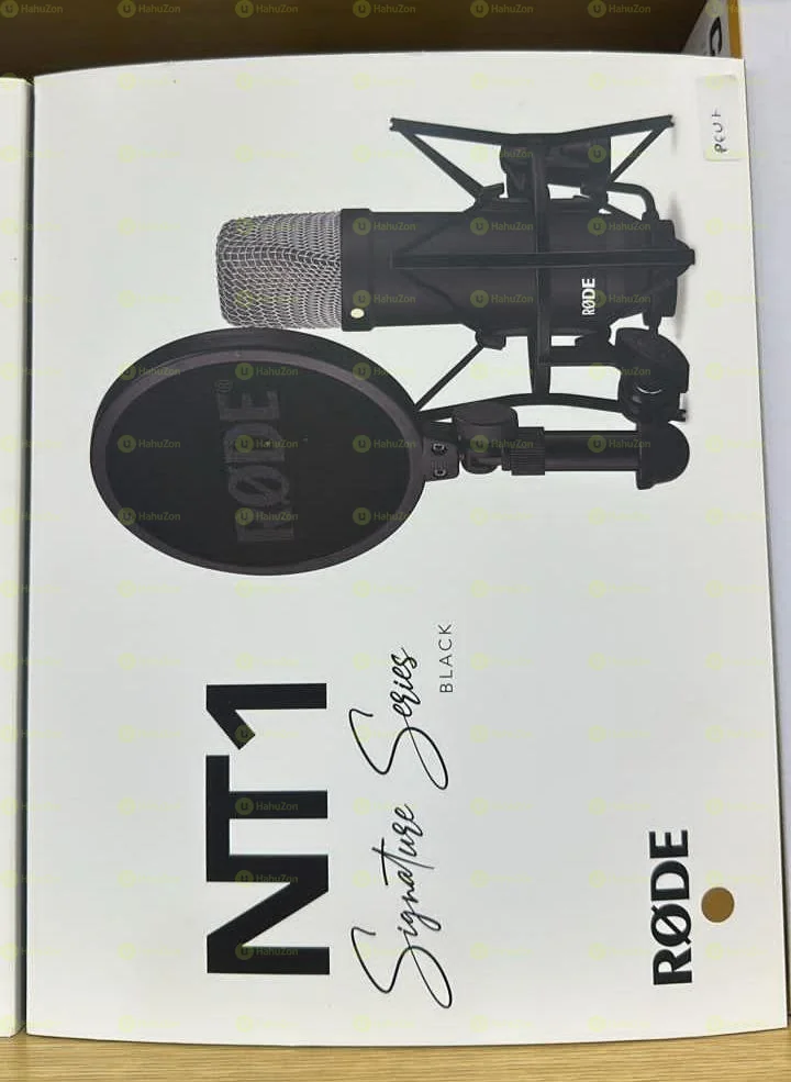 Rode NT1 Signature Serious  Studio Condensor Mic
