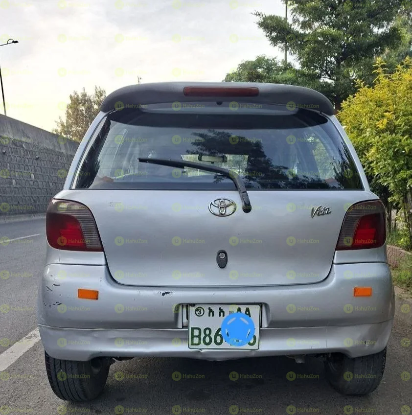 2001 Model-Toyota Vitz