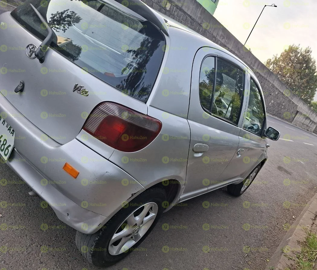 2001 Model-Toyota Vitz