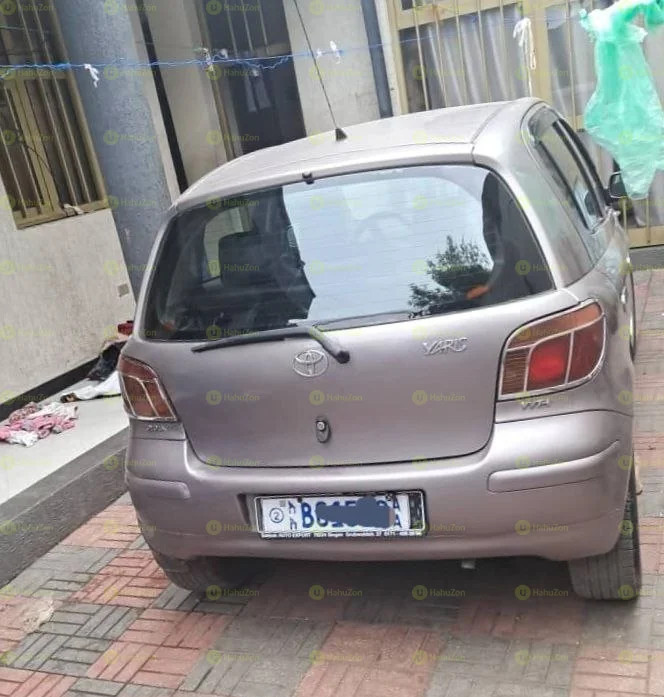 2003 Model-Toyota Vitz