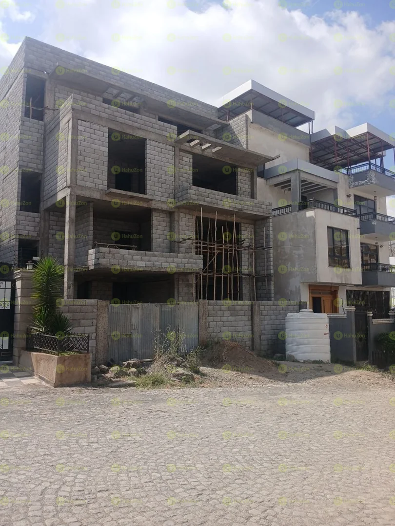 175 ካሬ የሚሸጥ ቤት በአያት