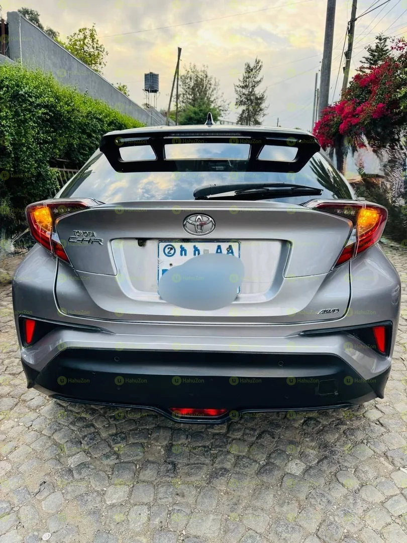 2017 Model-Toyota CHR