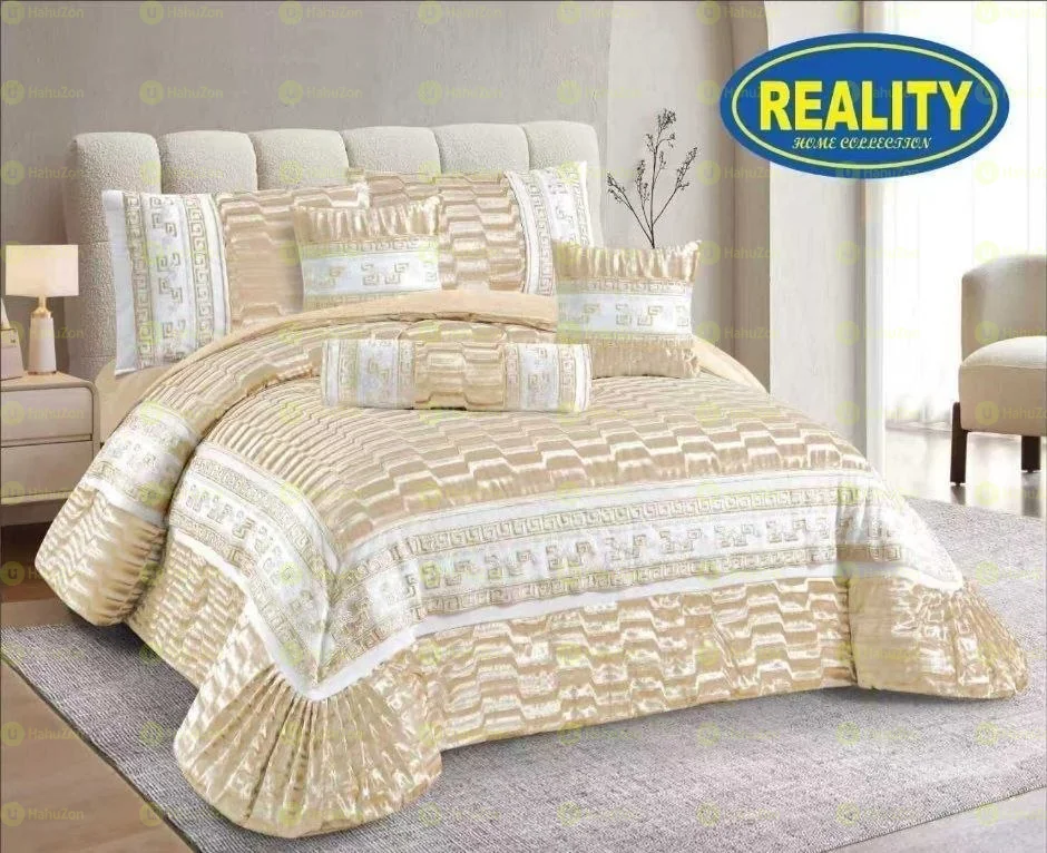 Seven Pcs Comforter Set