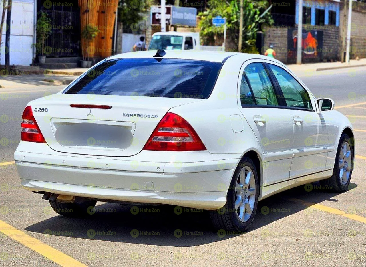 2006 Model-Mercedes -Benz C200