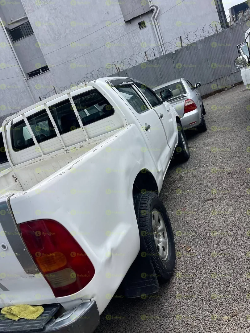 2010 Model-Toyota Hilux Double Cab