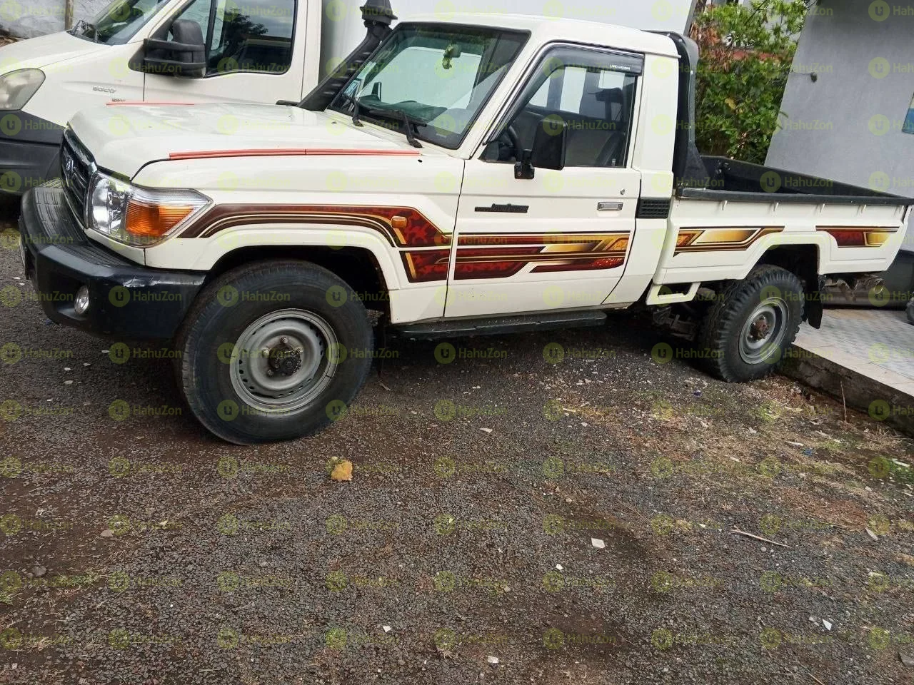2008 Model-፦Toyota LandCruiser 1HZ