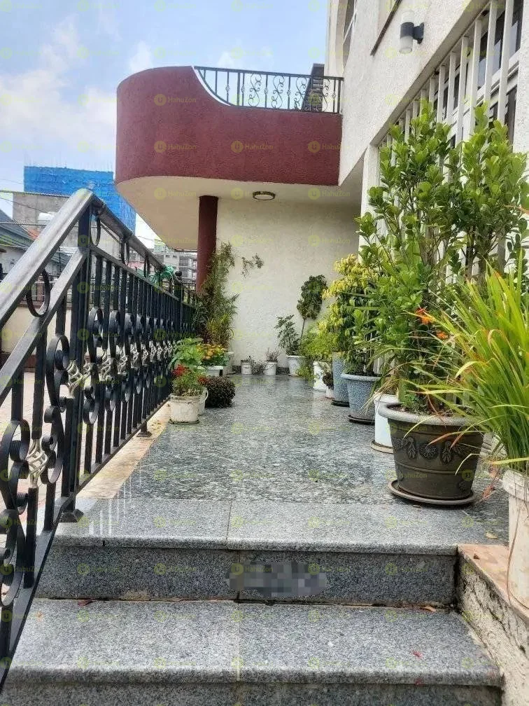 250 ካሬ የሚሸጥ G+2 መኖርያ ቤት በአያት
