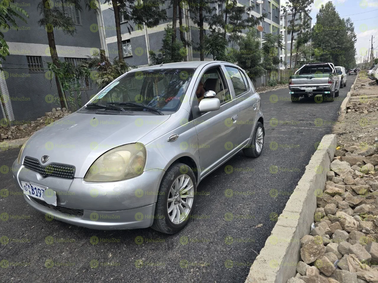 2001 Model-Toyota Vitz