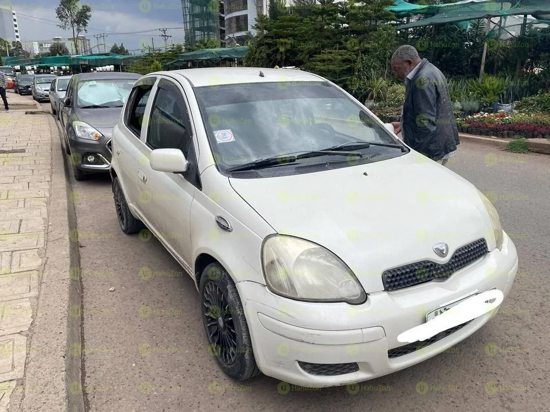 2002 Model-Toyota Vitz