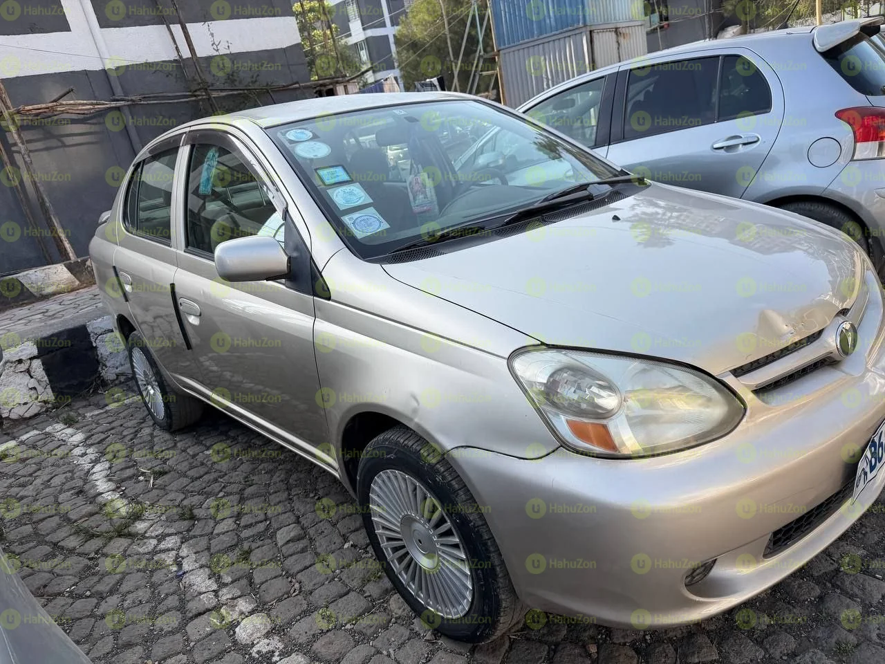 2005 Model-Toyota Pltze