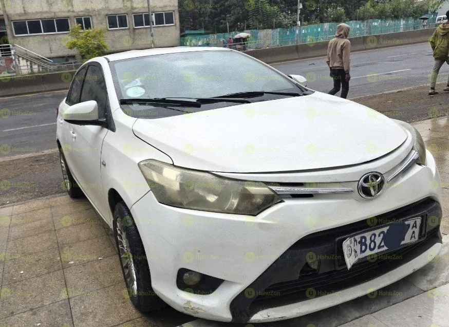 2015 Model-Toyota Yaris